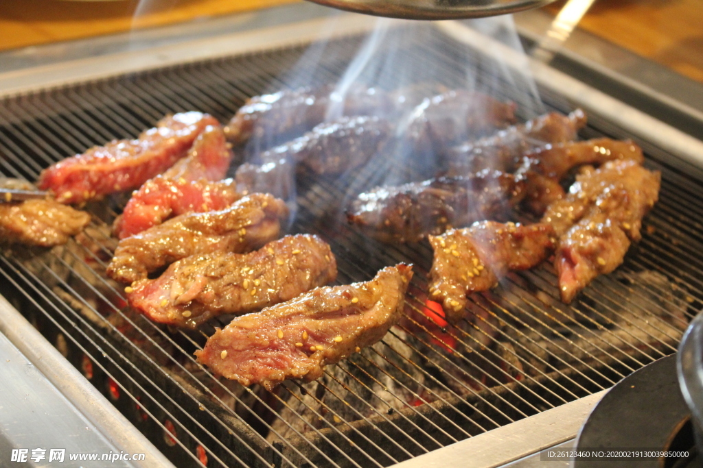 烧烤烤肉
