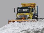 铲雪车
