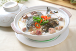 双腊炖鱼头