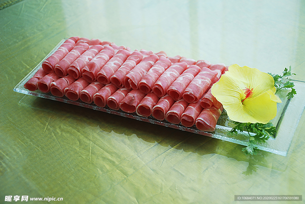 特色火锅绿色健康牛羊肉卷