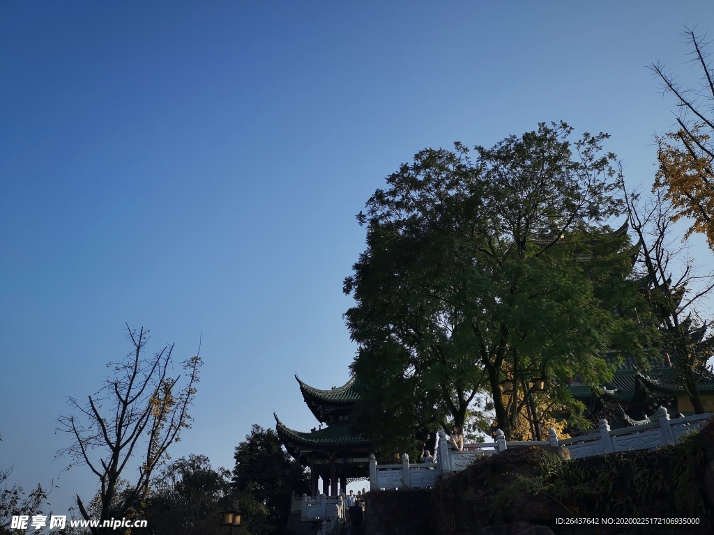 鸿恩寺