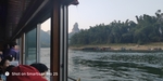 游船与山