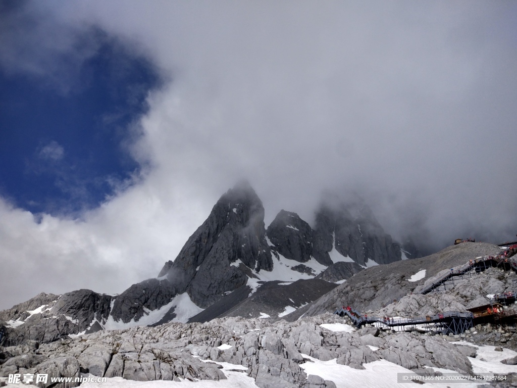 玉龙雪山