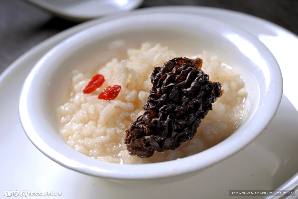 饭羊肚菌泡饭