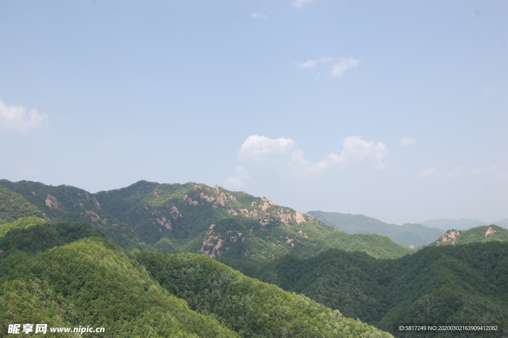 山峦