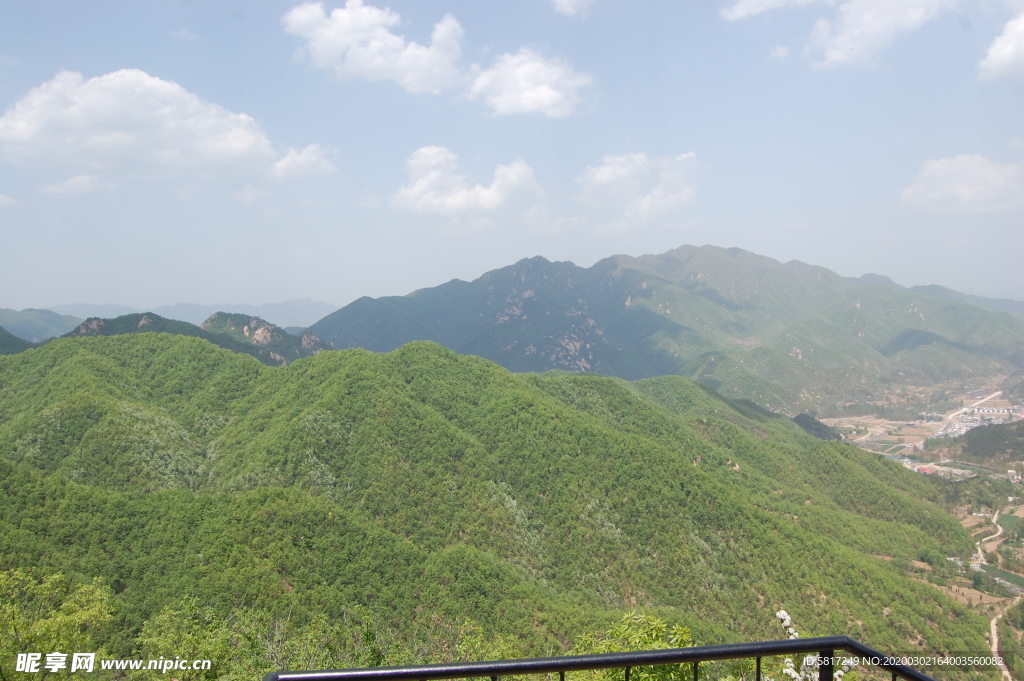 蓝天青山