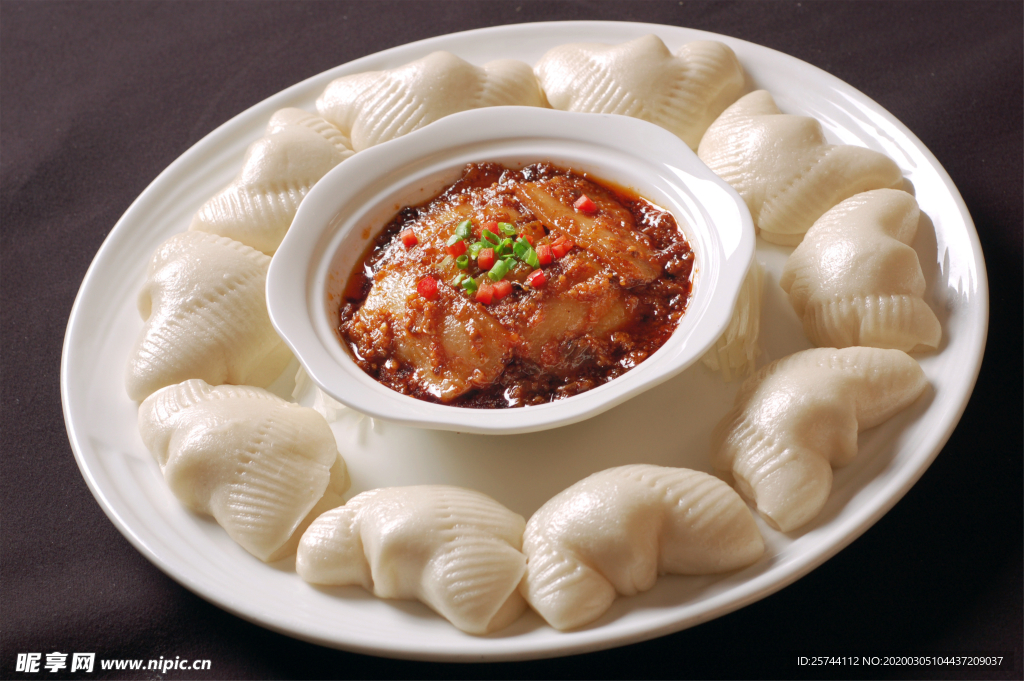 菜荚膜五花肉
