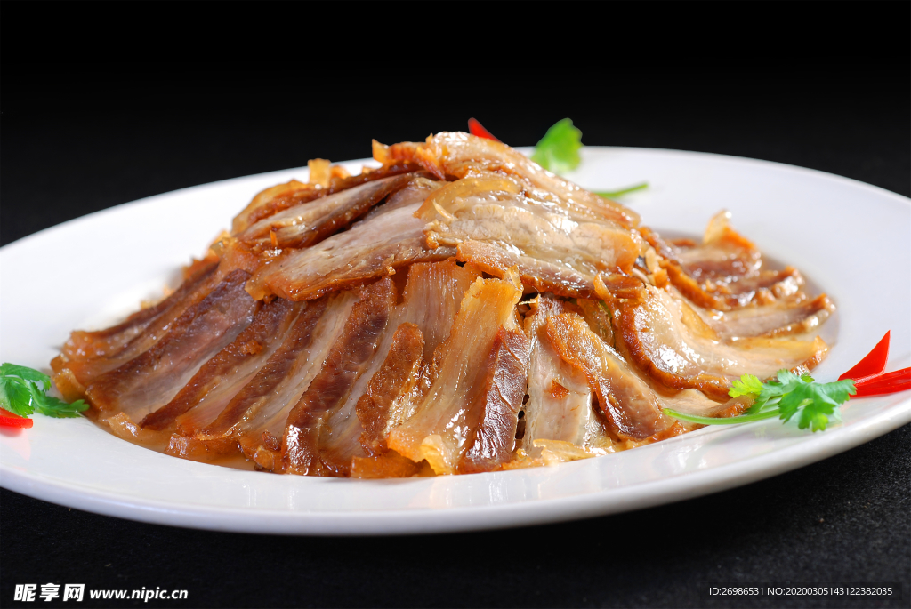 鲜菌油底肉