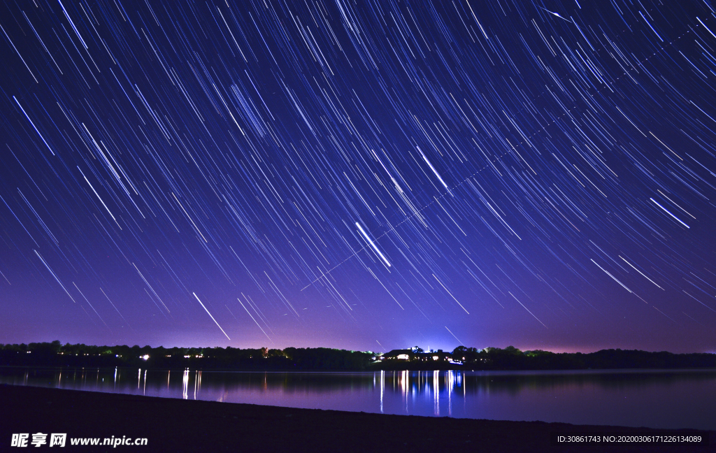 夜晚星空轨迹