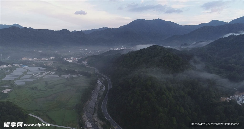 大别山风光