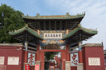 岳飞庙大门
