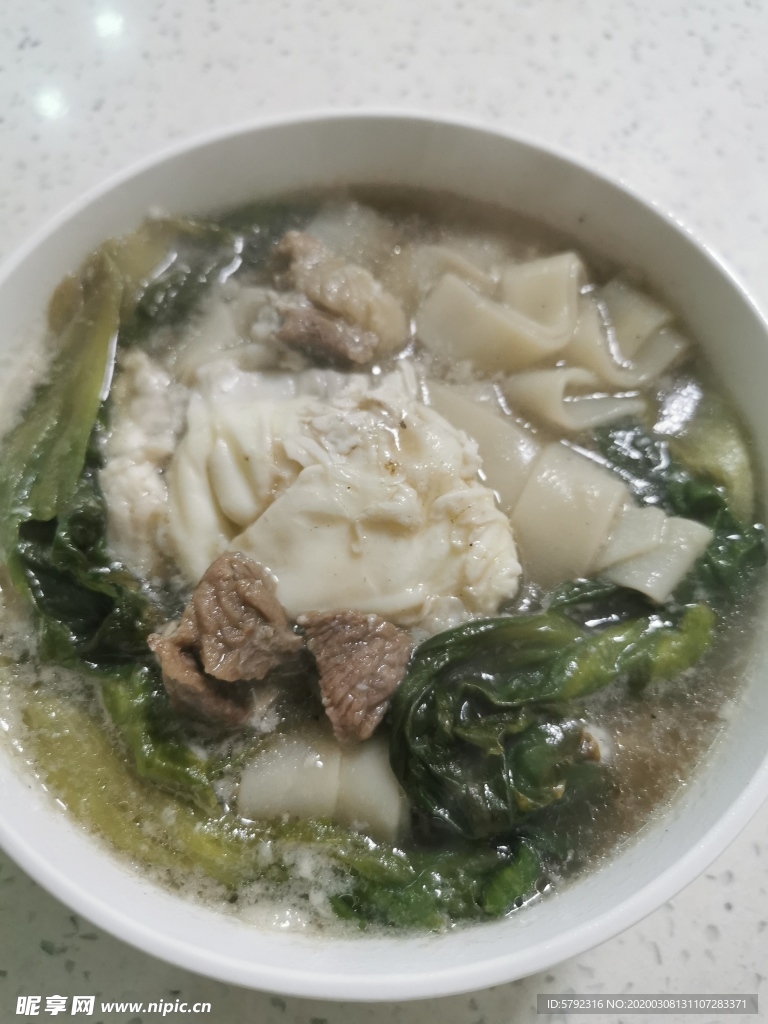 鸡蛋肉丝面