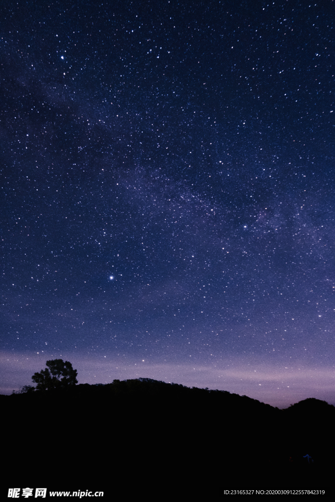 唯美浪漫紫色星空