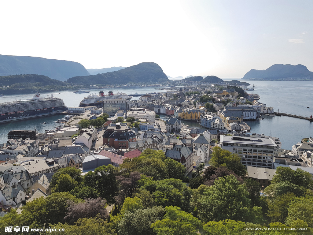 挪威 奥勒松旅游 夏天 旅行