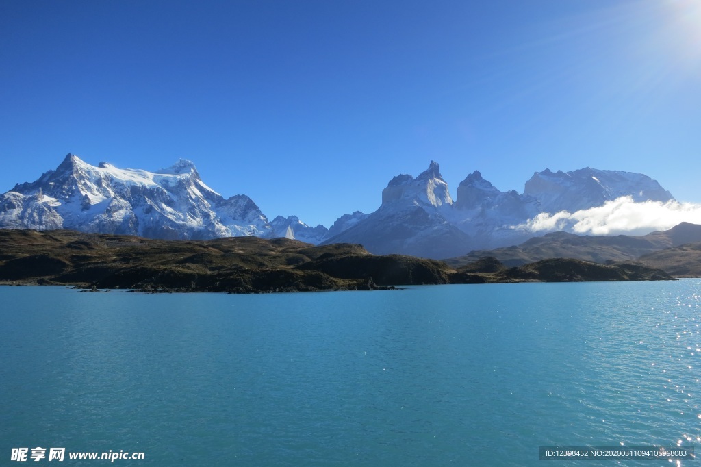 风景秀丽的山水美景