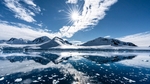 雪山天空云彩河流风景