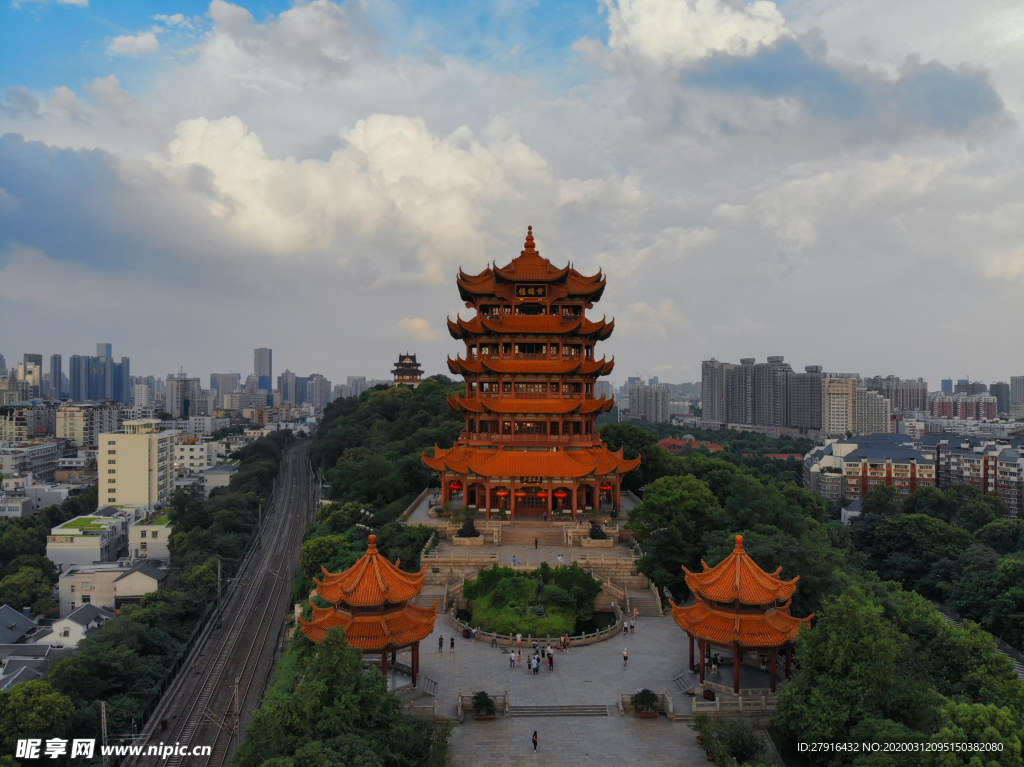 武汉地标景点黄鹤楼