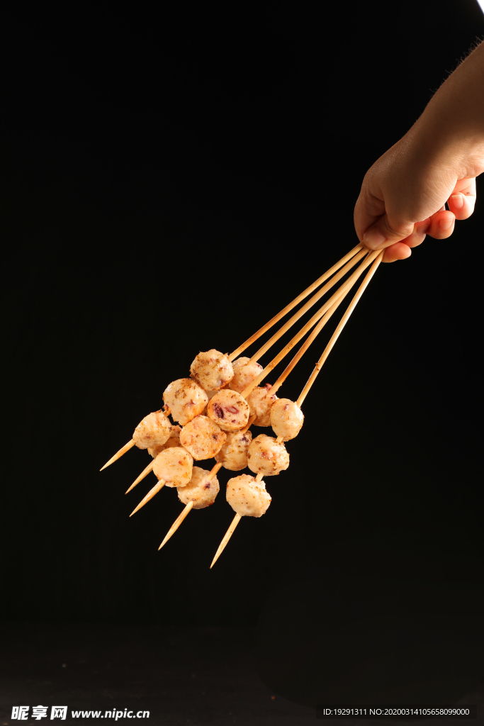 碳烤墨鱼丸