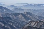 层叠山峰