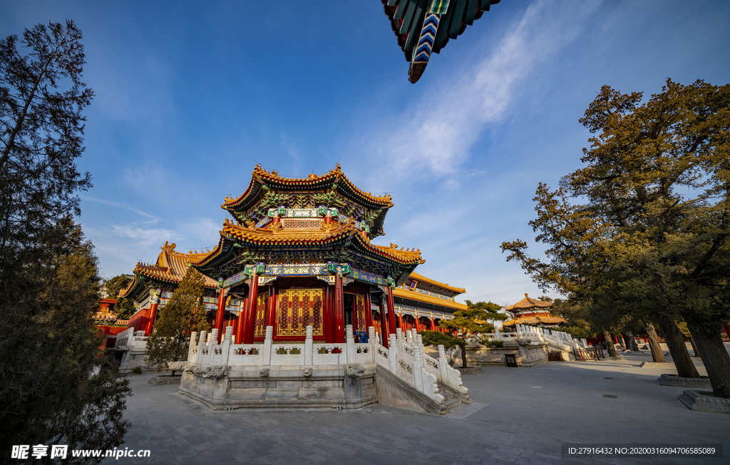北京景山公园寿皇殿
