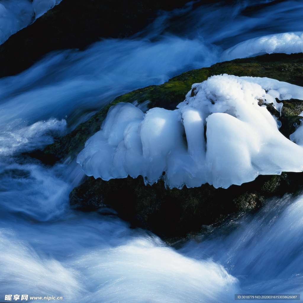 河流