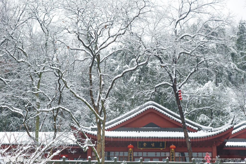 寺庙雪景