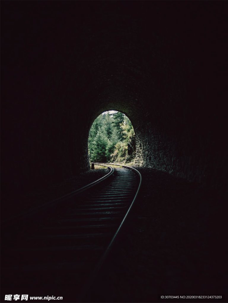 山洞