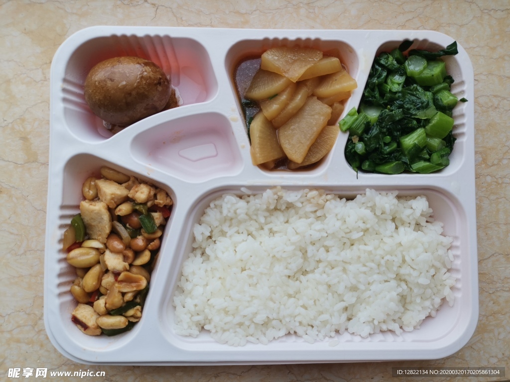 盒饭
