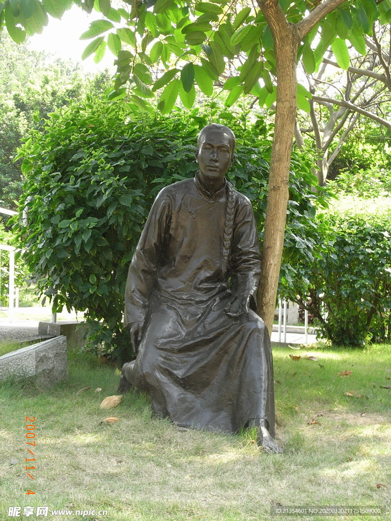 清代人物雕塑