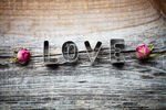 爱 love
