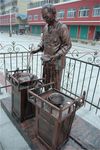 卖拉面雕塑