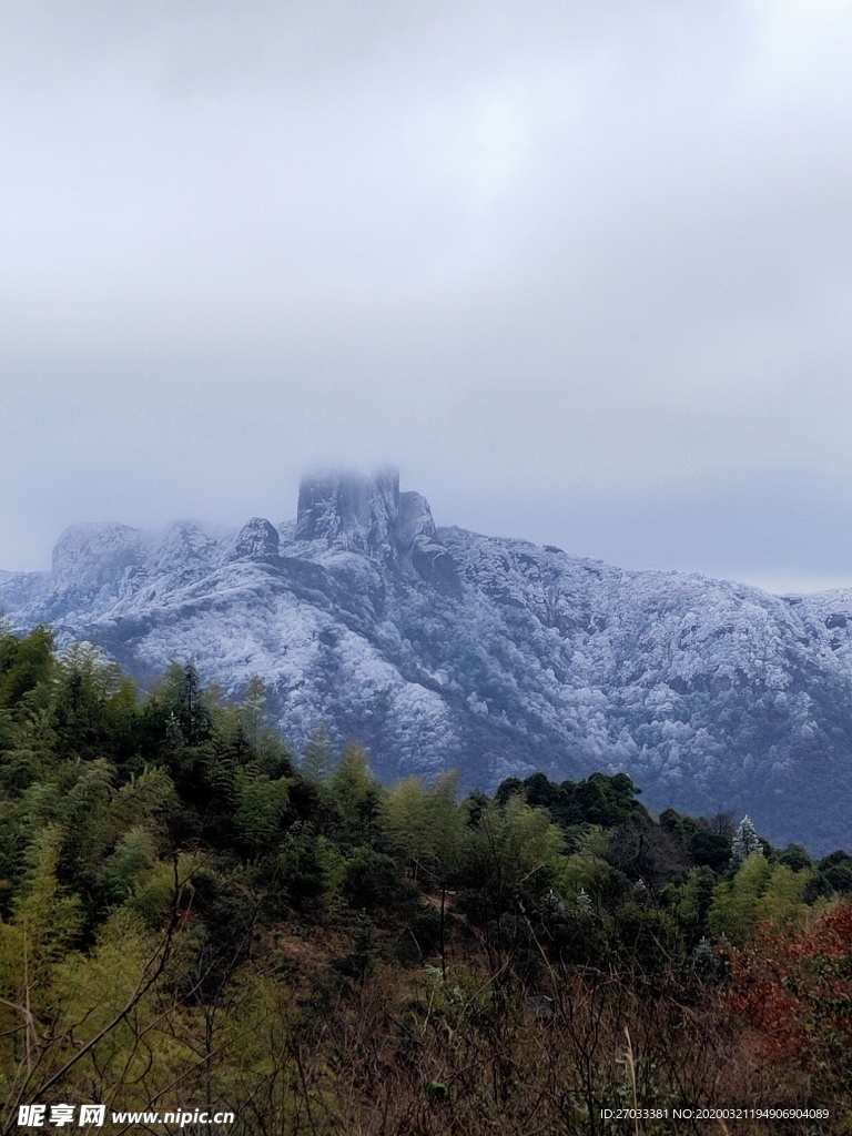 雪山