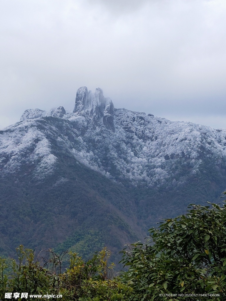 雪山