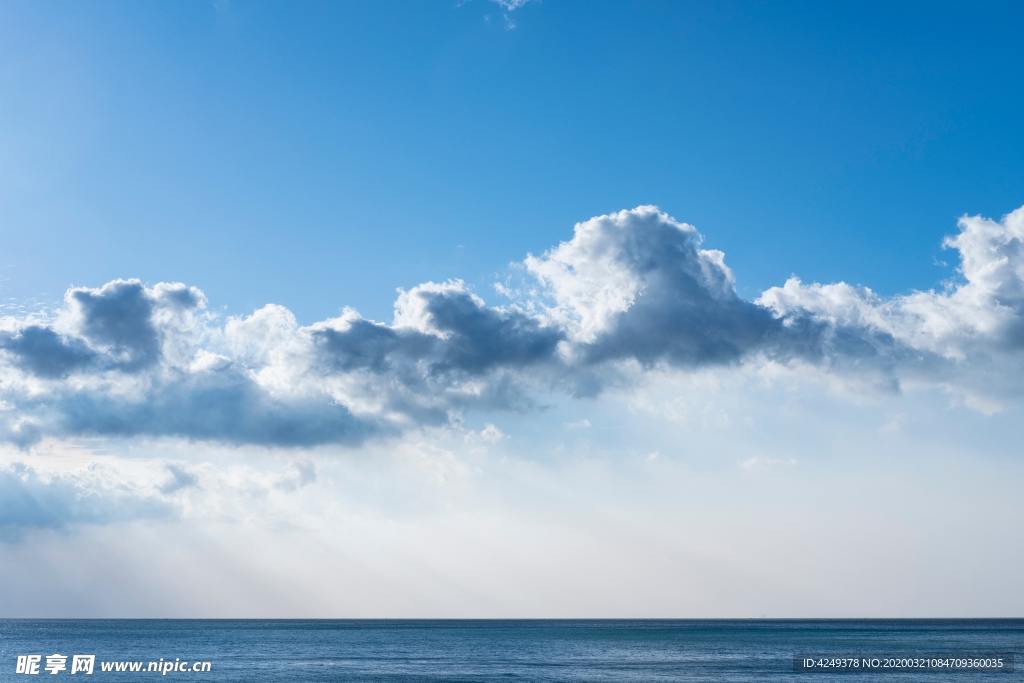 海面与天空