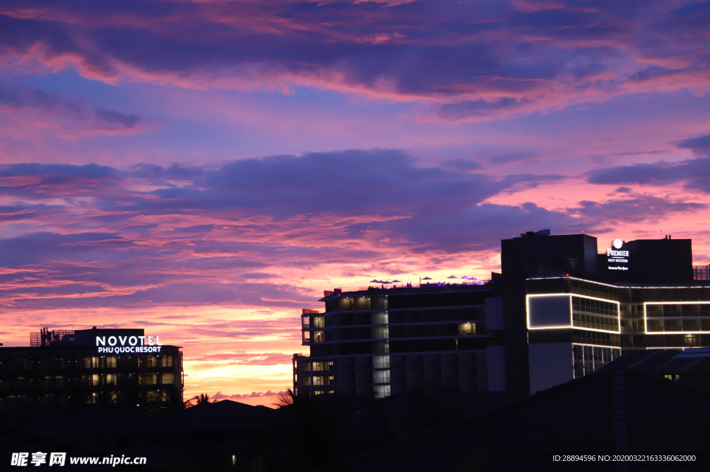酒店 夜晚 日落 天空