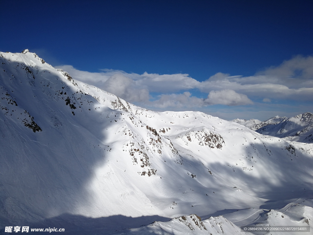 雪 太阳 天空 山 高山 滑雪
