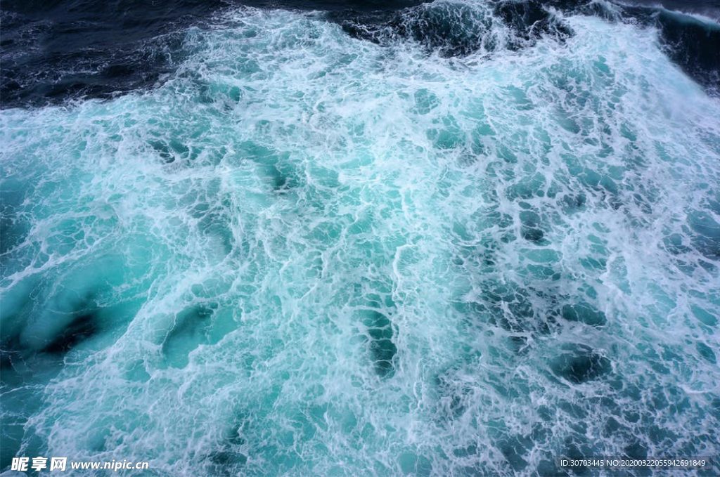 水
