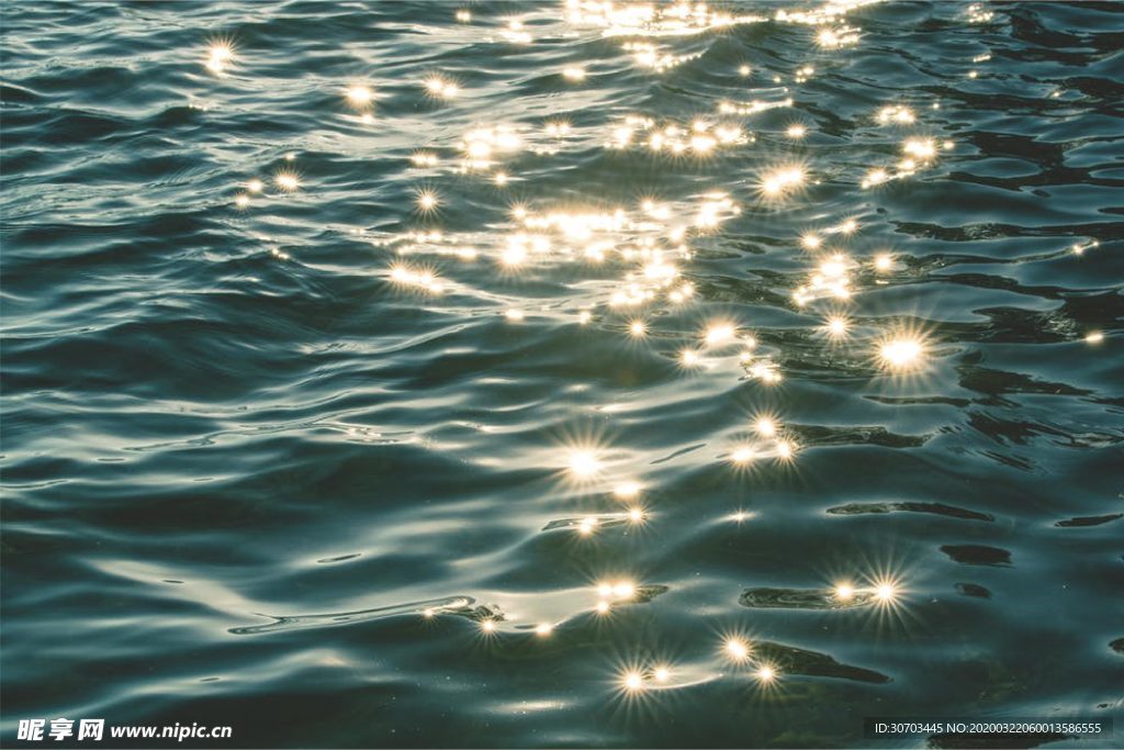 水