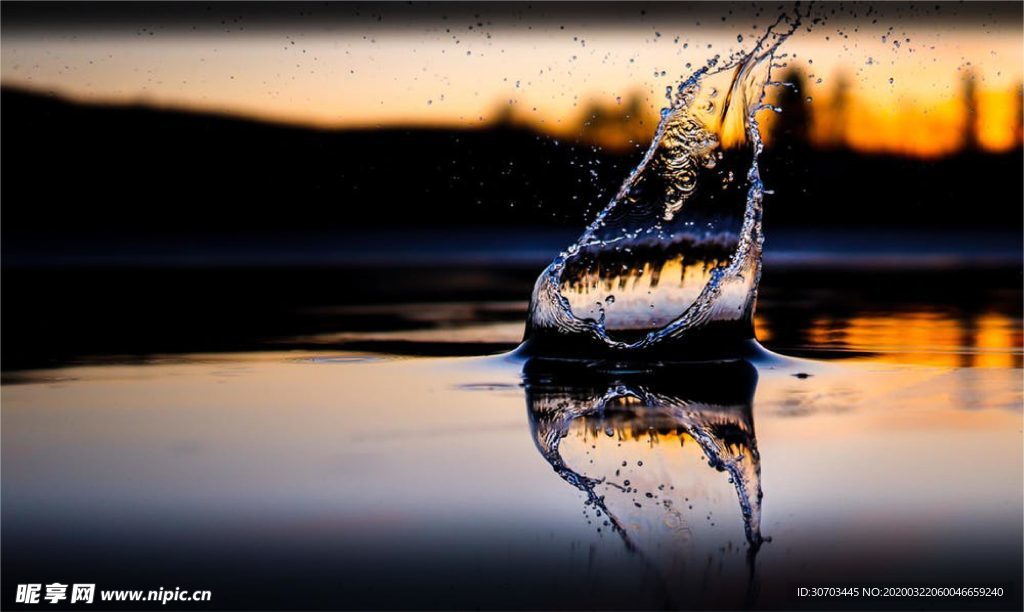 水