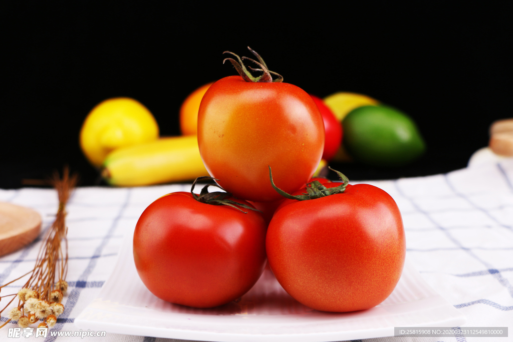 西红柿番茄圣女果柿子图片