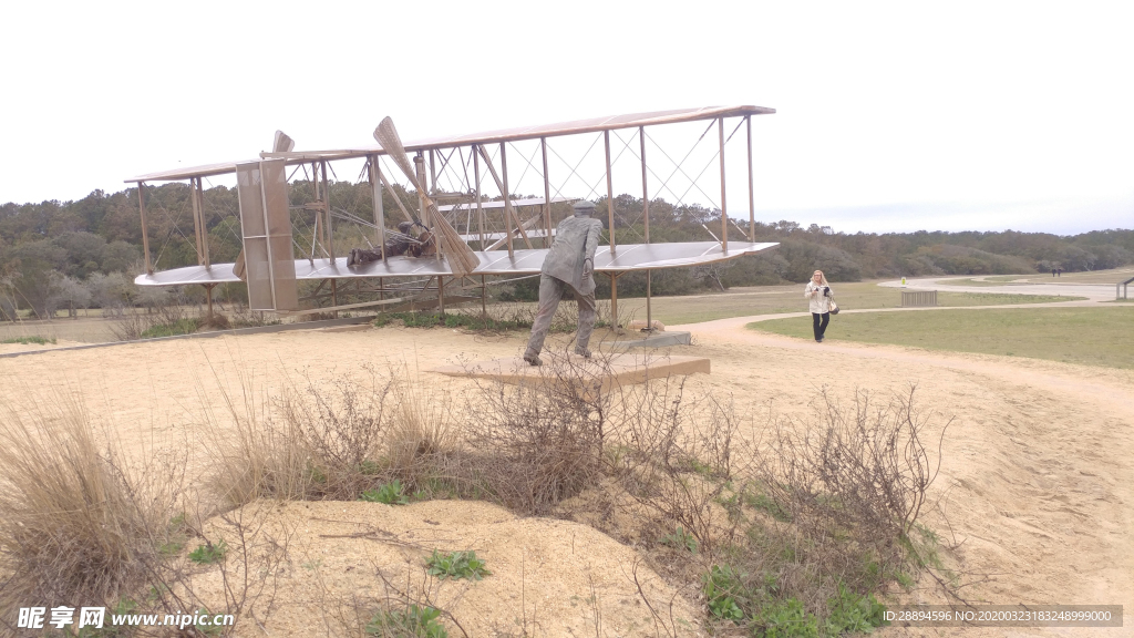 莱特兄弟 第一架飞机小鹰号