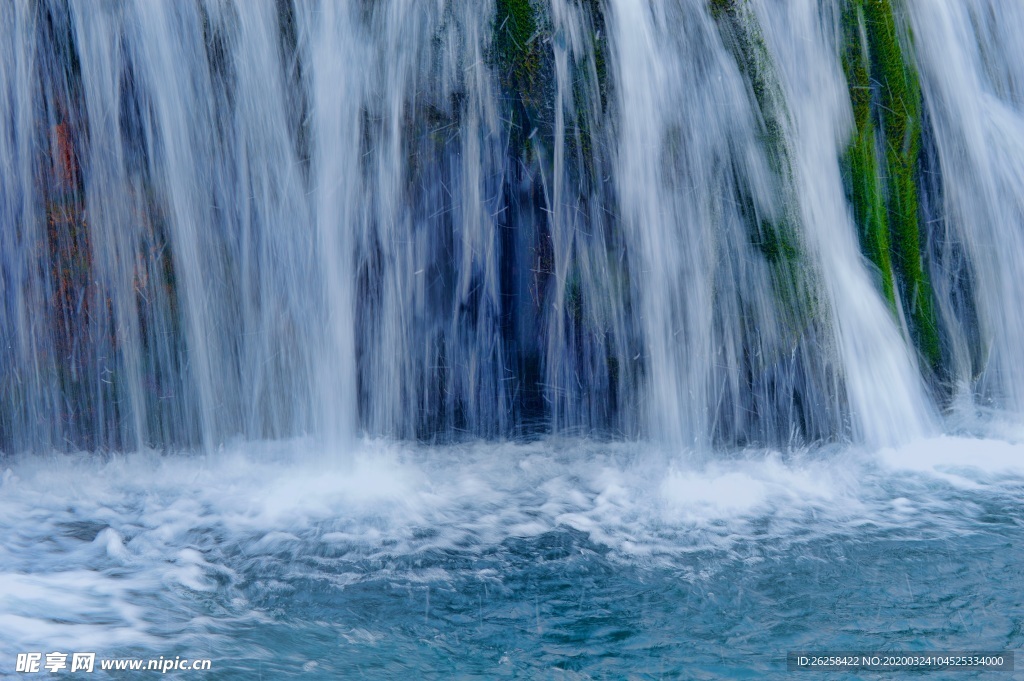 瀑布流水图片