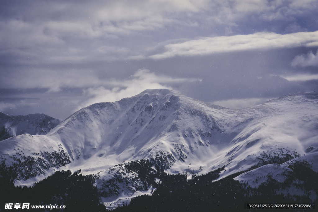 雪山图片