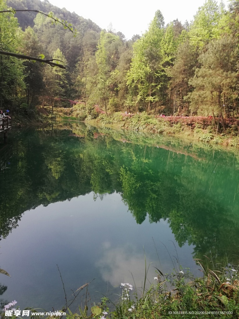 湖光山色