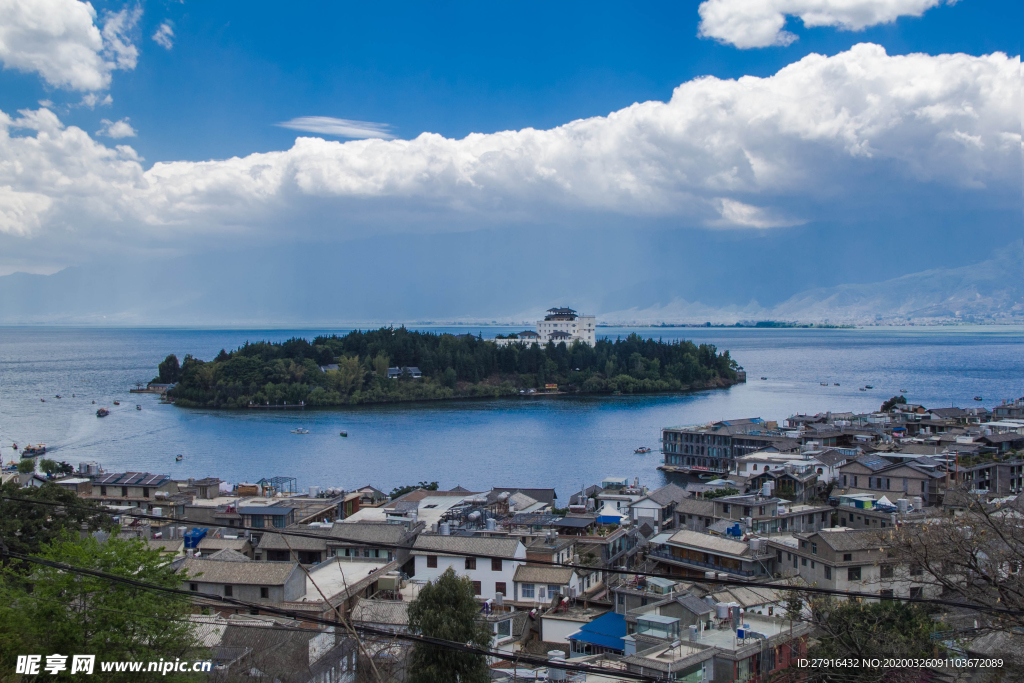 云南洱海景色