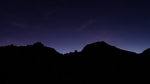 山 黑夜