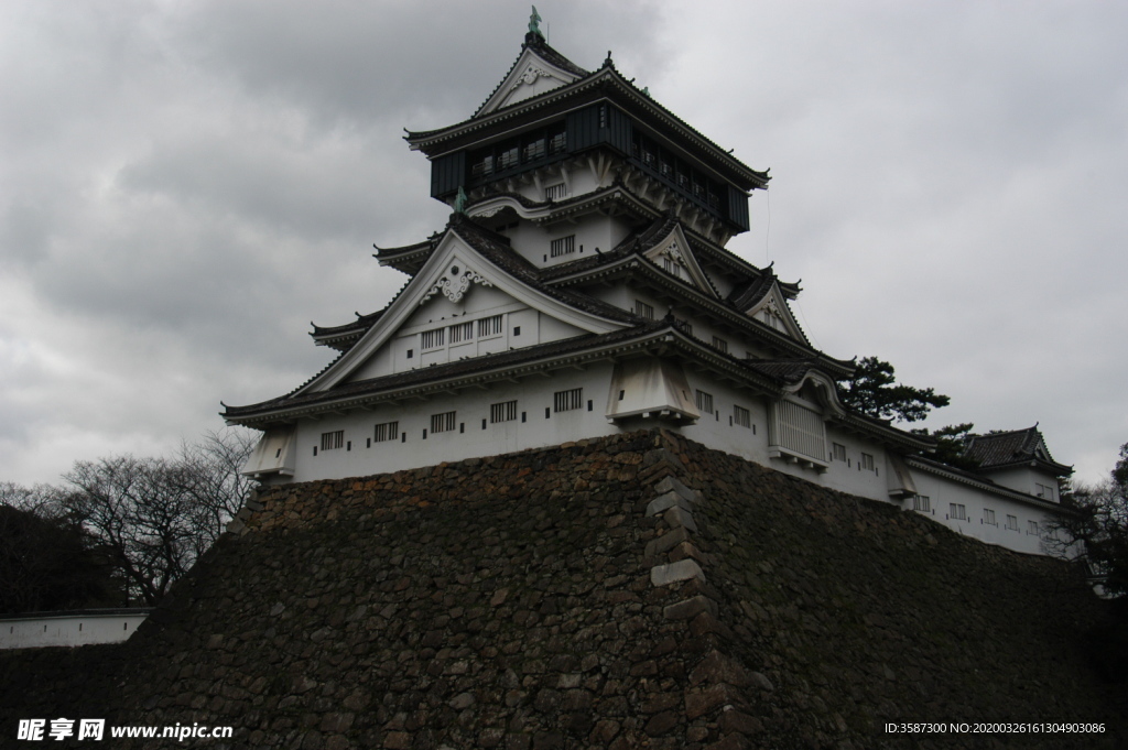 日式古建阁楼