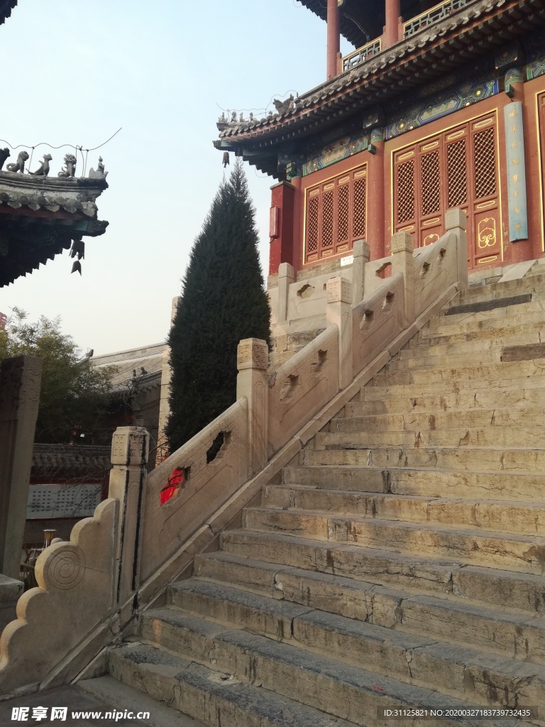 寺院的台阶