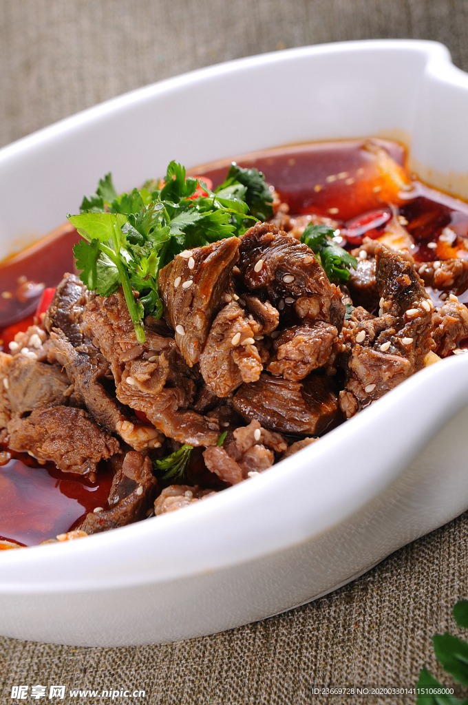 杂粉烩牛腩