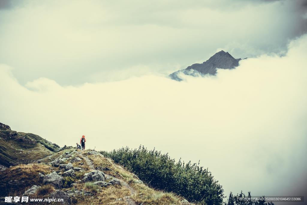 登山